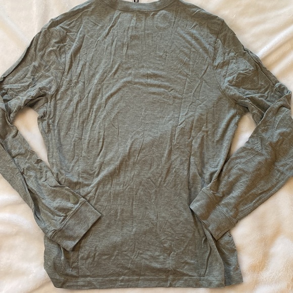Allbirds sea Long Sleeve Tee in Hazy Pine Sz L - Picture 6 of 7